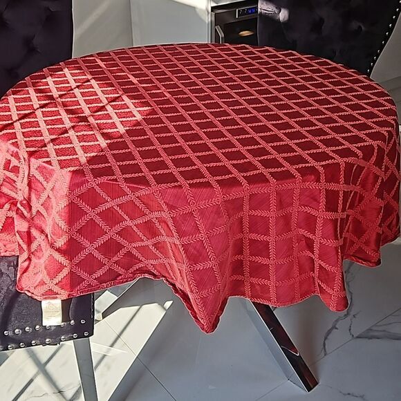 Lenox American By Design Round Tablecloth Red 70" - Picture 13 of 16